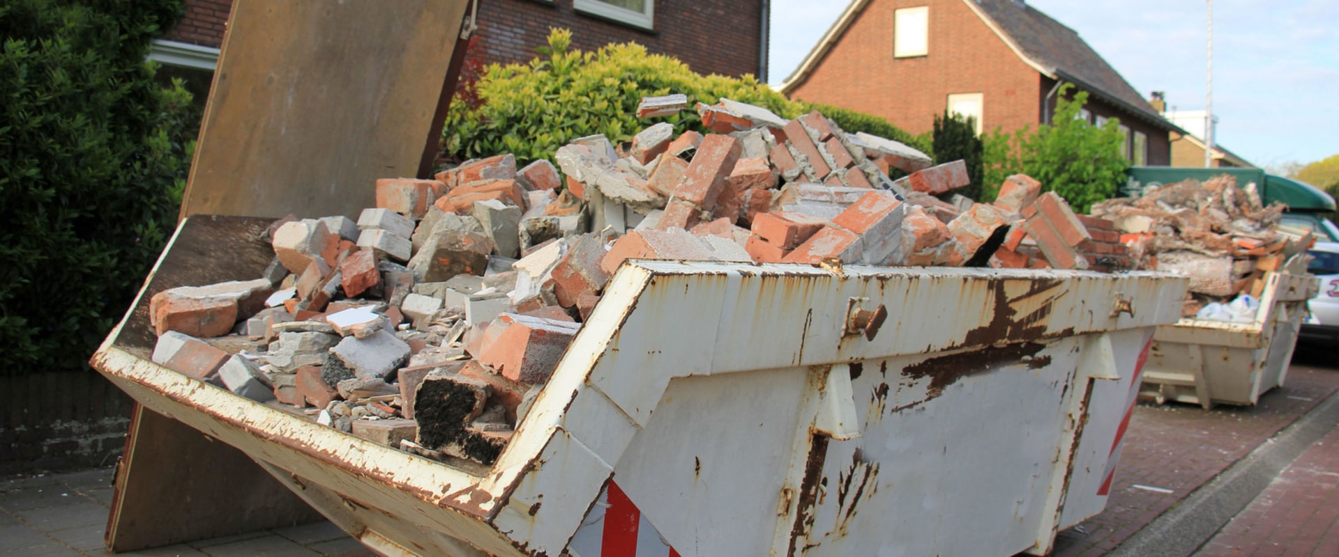 The Benefits Of Roll Off Dumpsters To Steel Building Construction In Desoto