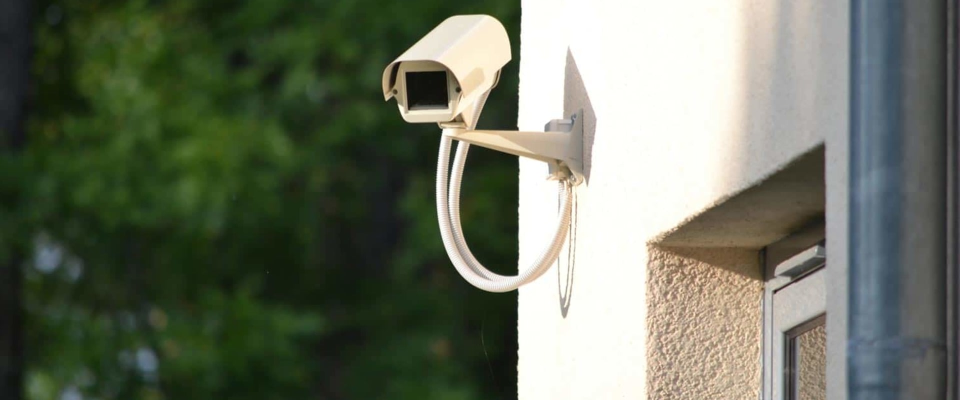 Securing Steel Structures In Miami Finding The Right Alarm System