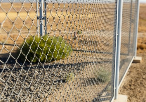 Why Steel Buildings Prefer Chain Link Fence In Oklahoma City
